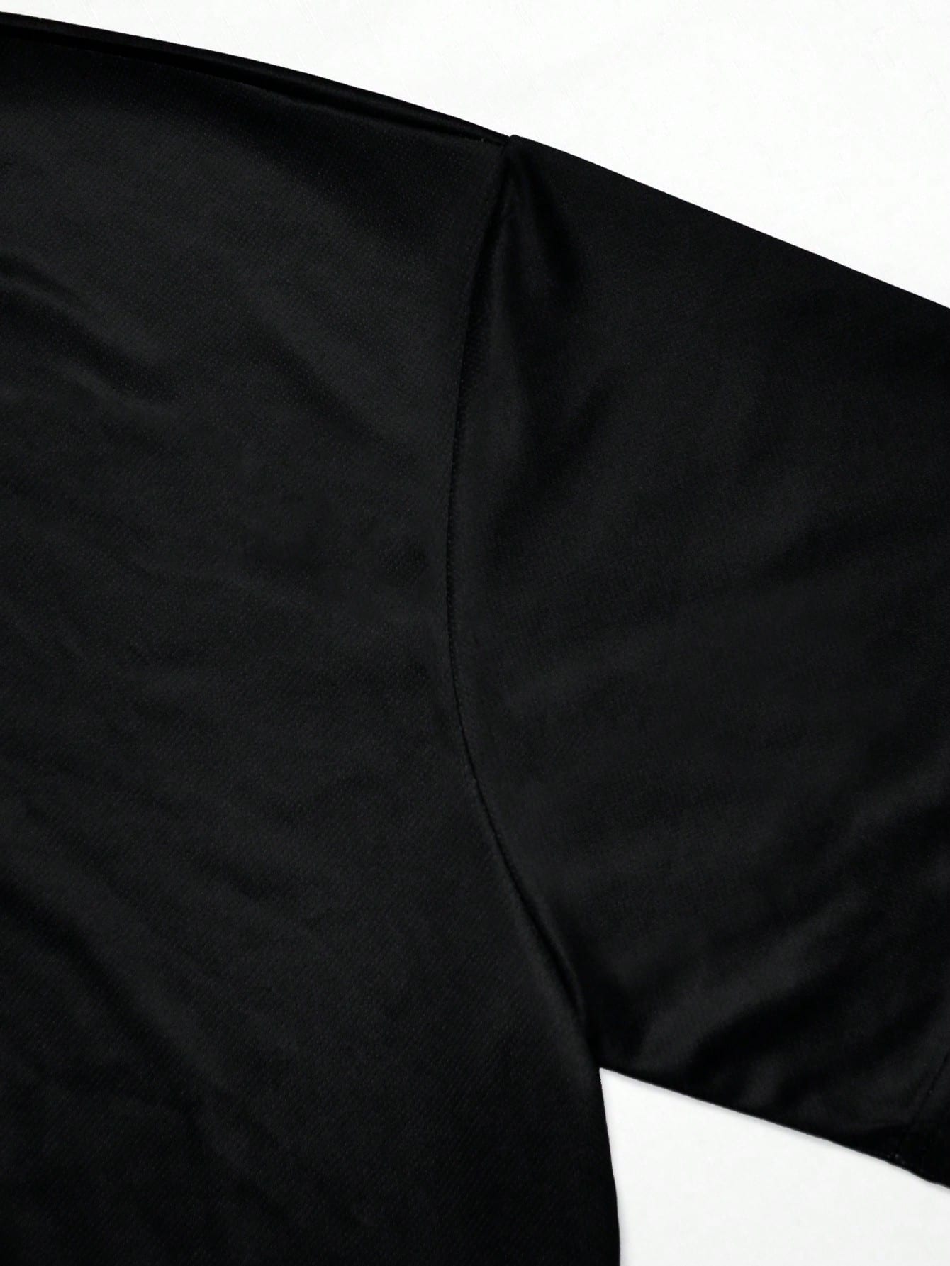 Camiseta Masculina de Manga Curta Esportiva de Verão com Pescoço Redondo Estampada em Cores Escuras, Casual de Manga Curta